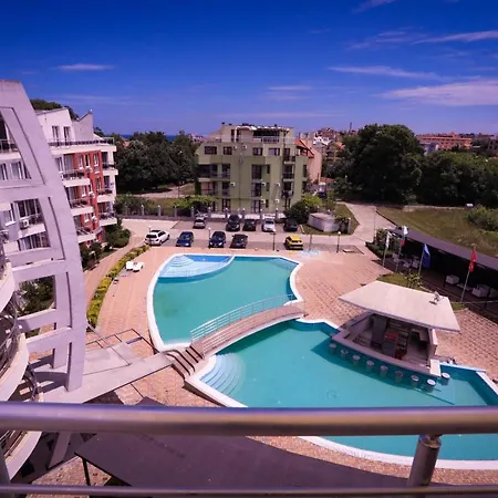 Emberli Penthouse Apartment *